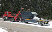 LKW mit Container 